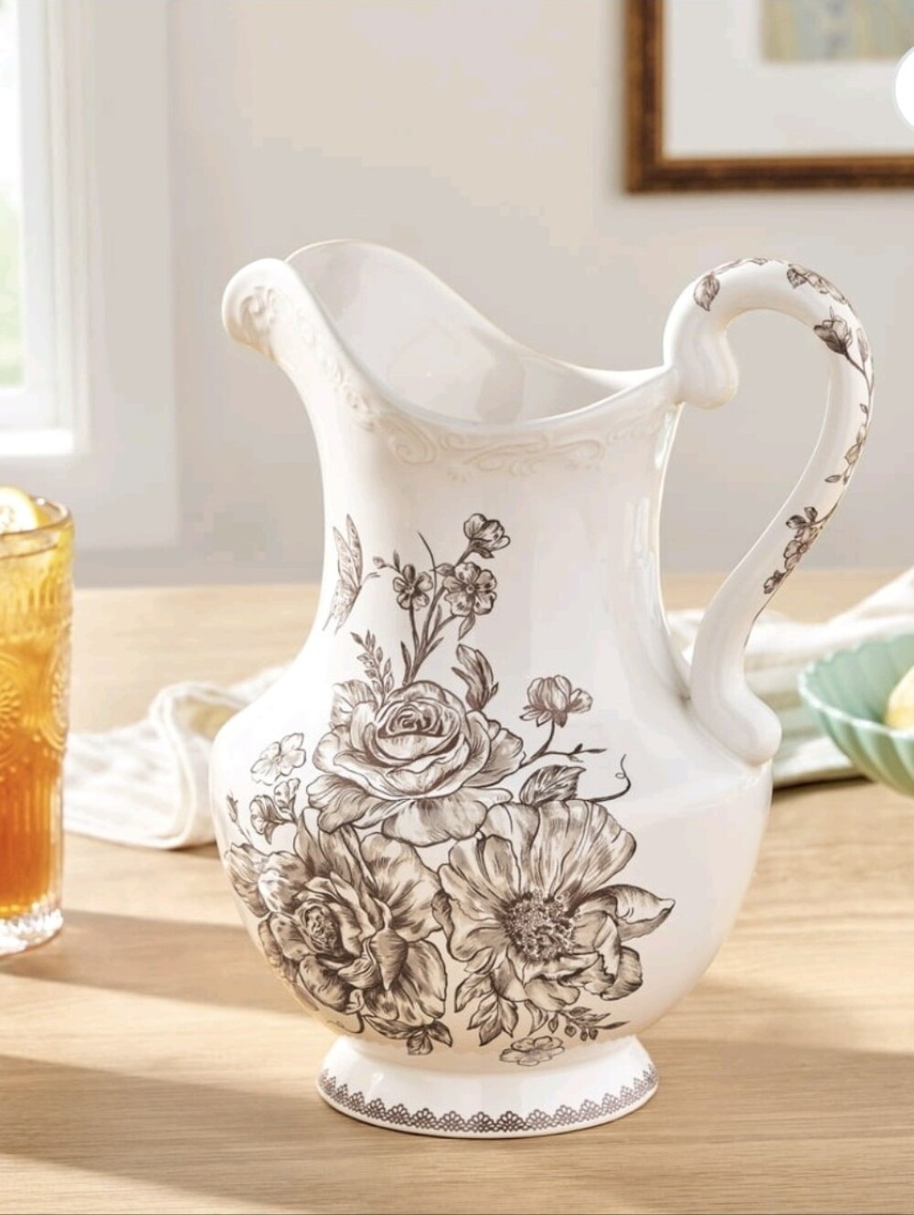 New The Pioneer Woman Agatha Cream Ceramic Floral Pitcher with Brown Bouquet